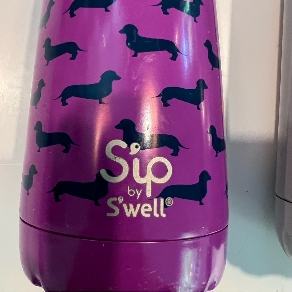 𝅺PRETTY pair of S’well water bottles - Picture 8 of 11
